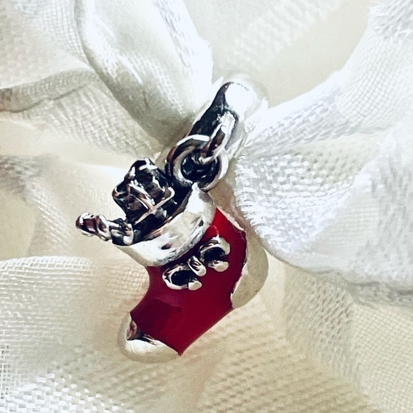 🧦 NWOT Stocking Charm – Christmas 🎄 - Picture 5 of 11